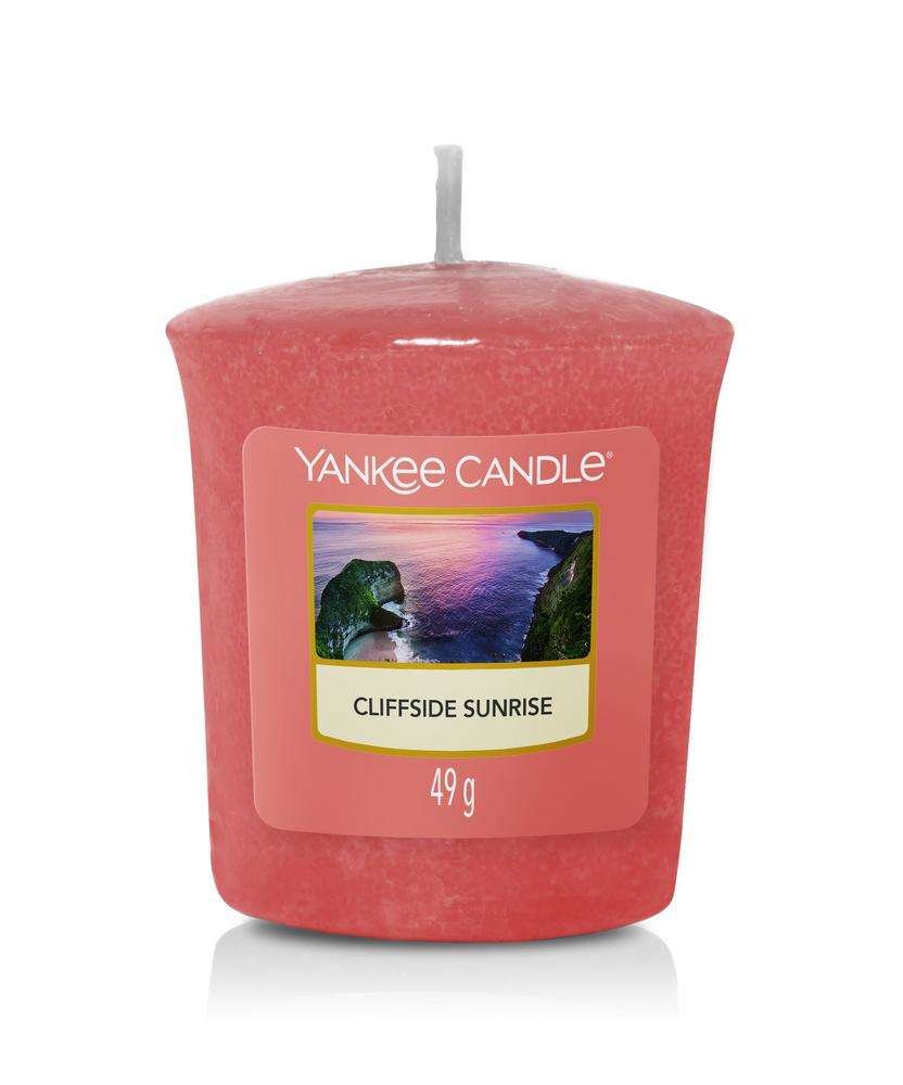 Mała świeczka zapachowa Votive Yankee Candle CLIFFSIDE SUNRISE